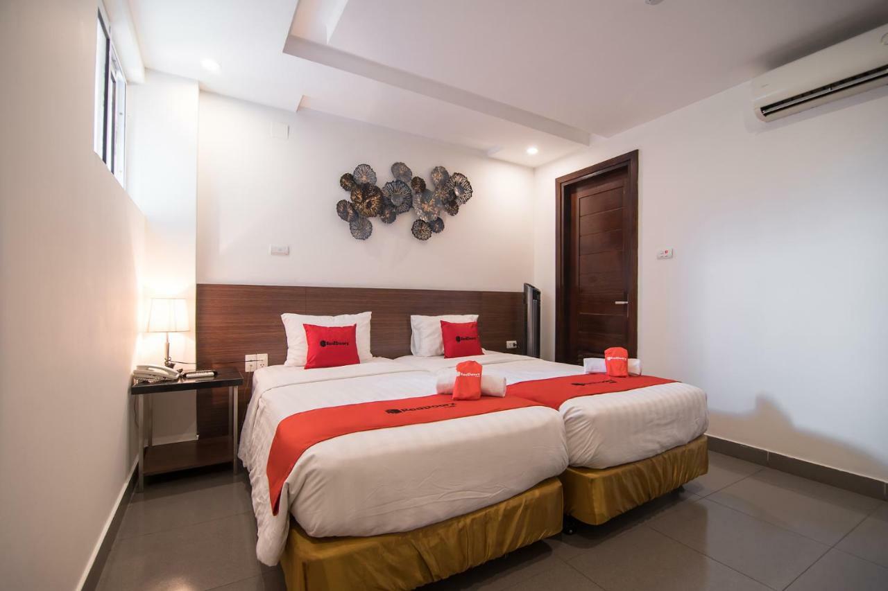 Reddoorz Near Giap Bat Otel Dại Mõ Dış mekan fotoğraf